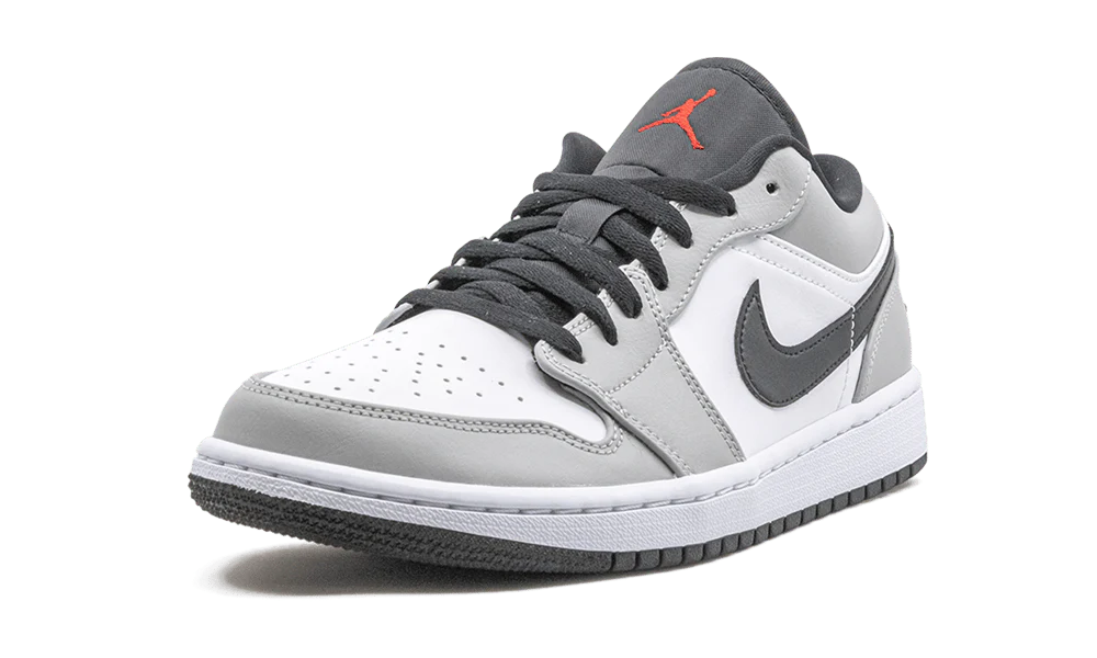 Air Jordan 1 Low Light Smoke Grey - Image 4